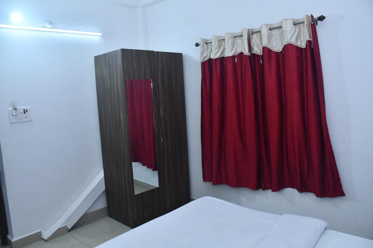 Hotel Awadh Palace Sahjanwa Zewnętrze zdjęcie